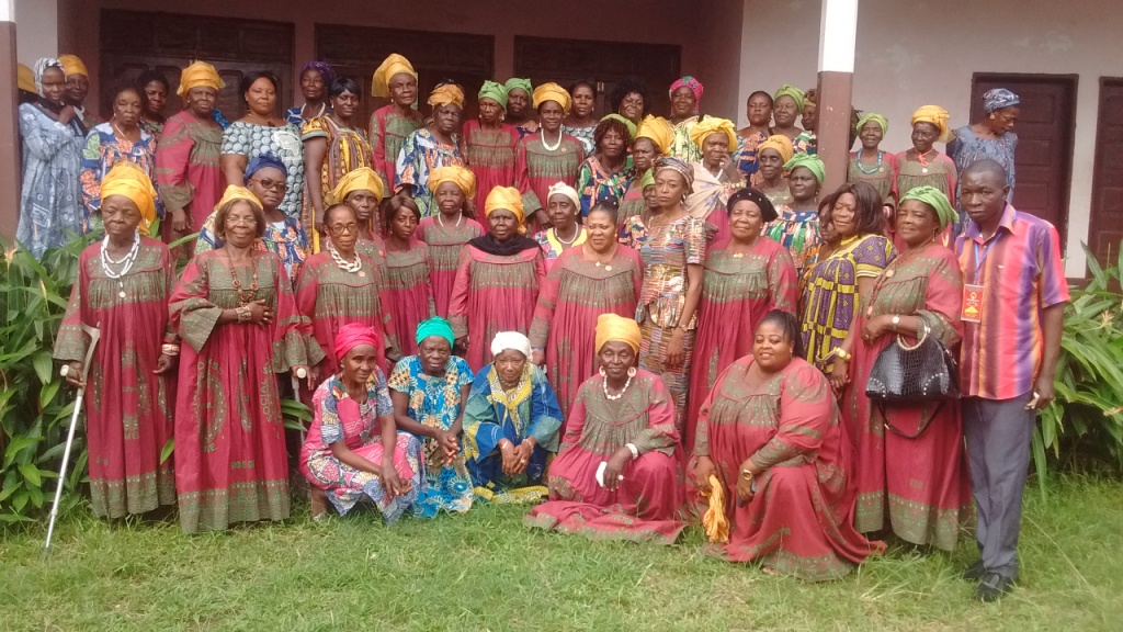 Social Widows Association SOWA pose with Divisional Delegate of women empowerment and the family