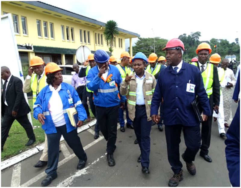 SONARA’s General Manager, Simo Njonou takes Inter ministerial delegation to disaster site