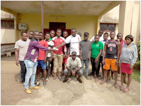 PAMOL GM’srepresentative donating support to DDR Buea